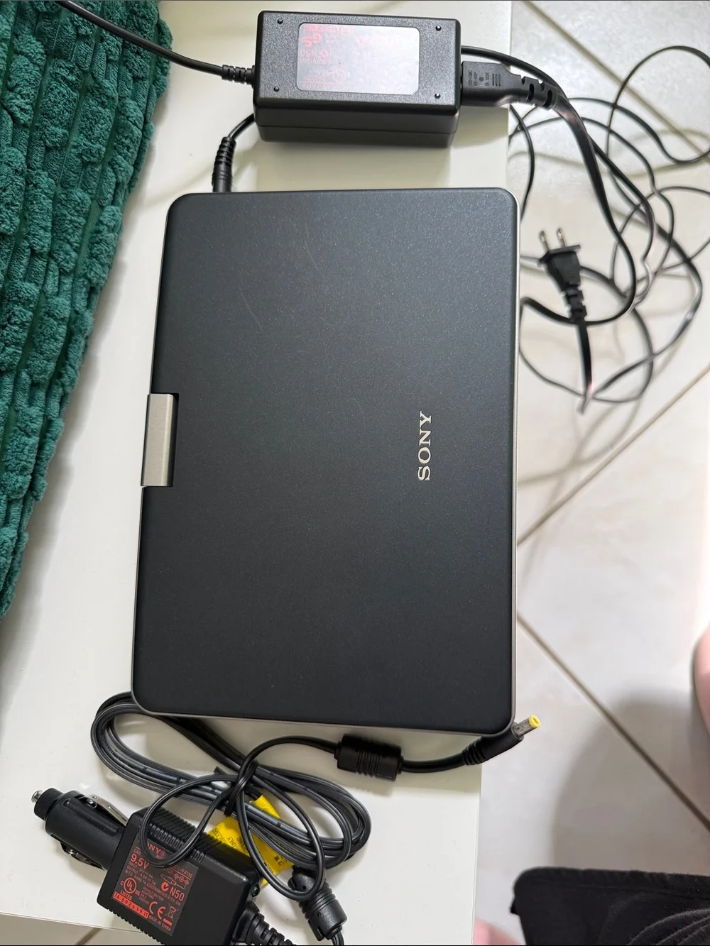 Sony Portable DVD Player in Black
